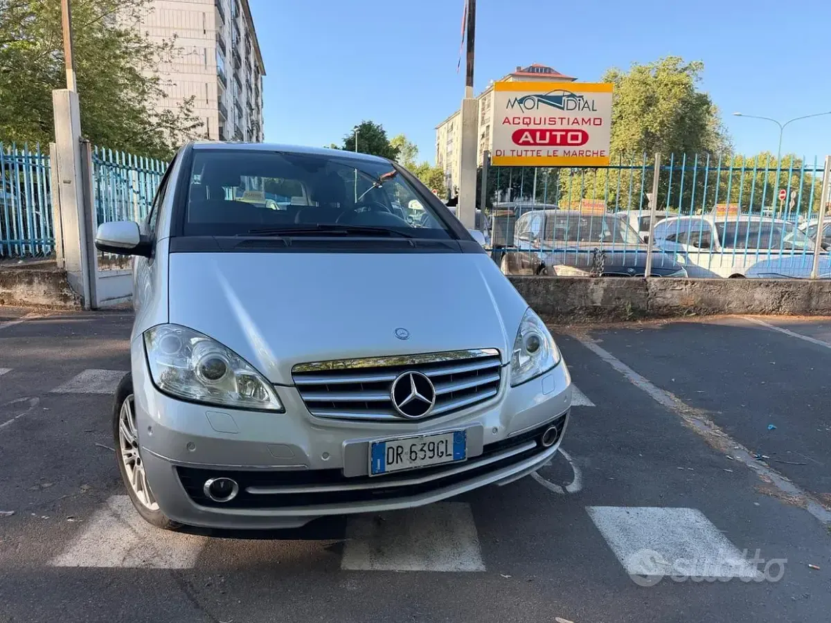 Usata Mercedes A150 Avantgarde 95 CV (69 kW) 2008 Grigio Berlina