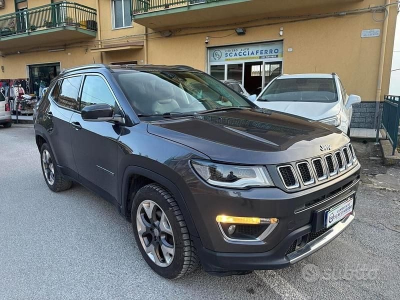 Usata Jeep Compass Limited 119 CV (87 kW) 2017 Grigio SUV