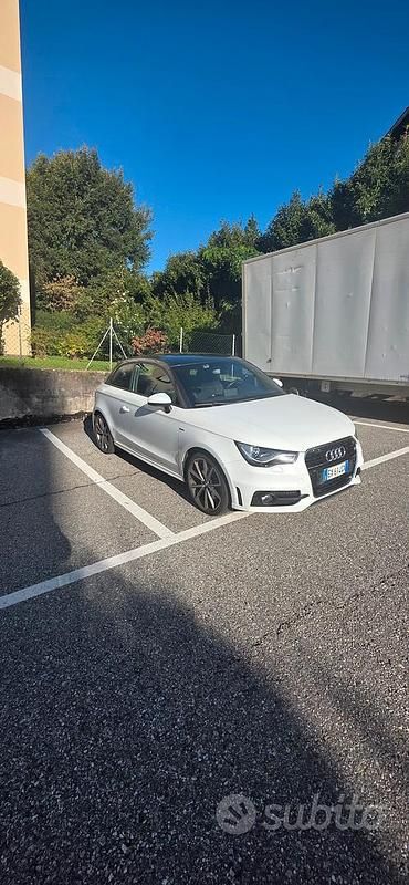 Usata 2014 Audi A1 Ambition Due volumi | 11.500 € (Buon prezzo) - Immagine 1/4