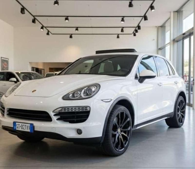 Usata Porsche Cayenne 245 CV (180 kW) 2013 Bianco SUV