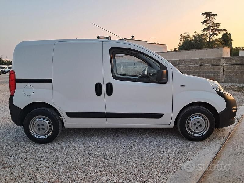 Usata Fiat Fiorino 80 CV (58 kW) 2018 Bianco Monovolume