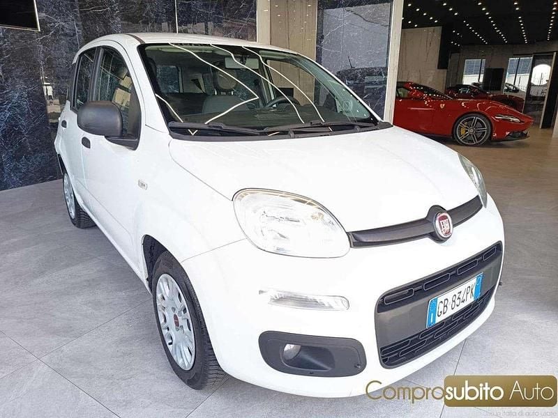 Usata Fiat Panda Lounge 69 CV (50 kW) 2020 Bianco Utilitaria