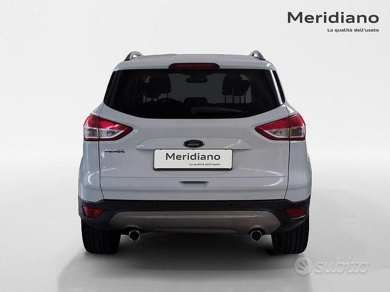 Usata Ford Kuga Titanium 150 CV (110 kW) 2016 Bianco SUV