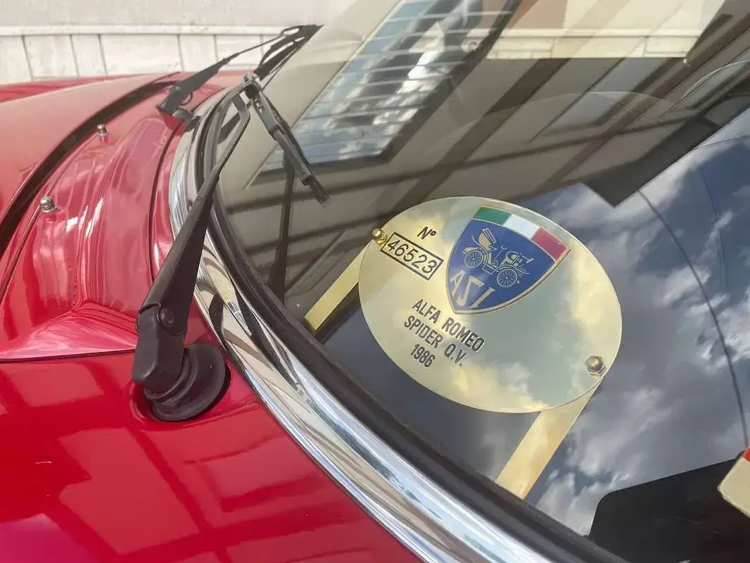 Usata Alfa Romeo Spider Quadrifoglio Verde 125 CV (91 kW) 1986 Rosso Cabrio
