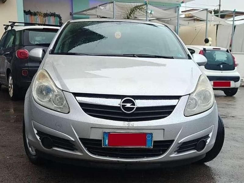 Occasion Opel Corsa Enjoy 80 ch (58 kW) 2009 Argent Berline