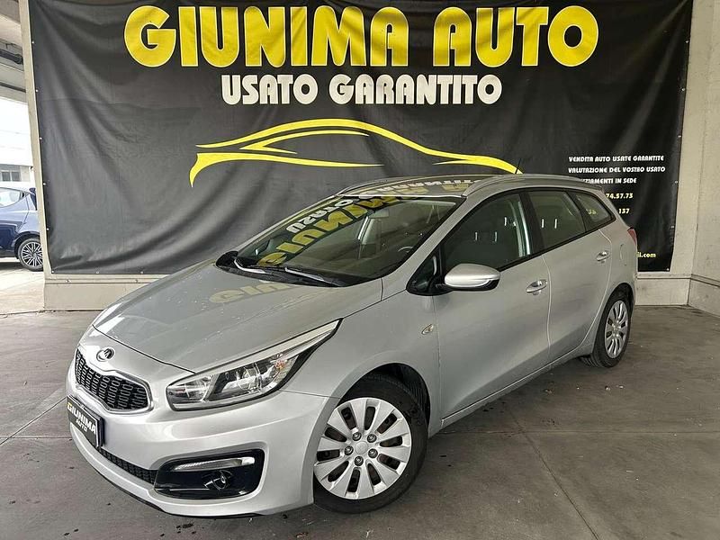 Usata Kia Ceed 110 CV (80 kW) 2016 Argento Utilitaria