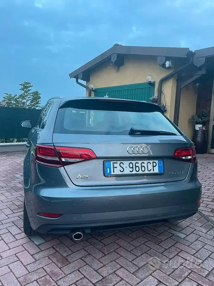 Usata Audi A3 116 CV (85 kW) 2018 Berlina