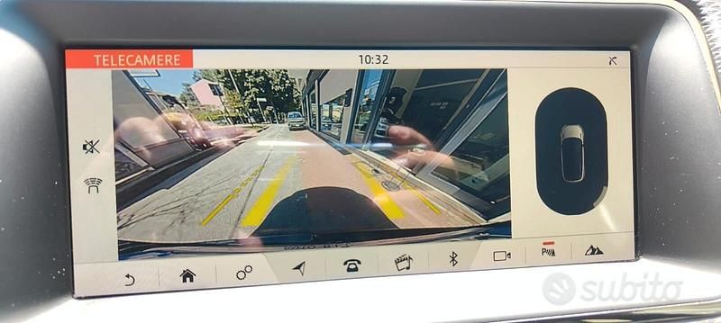 Usata Land Rover Range Rover evoque R-Dynamic 150 CV (110 kW) 2019 Nero SUV