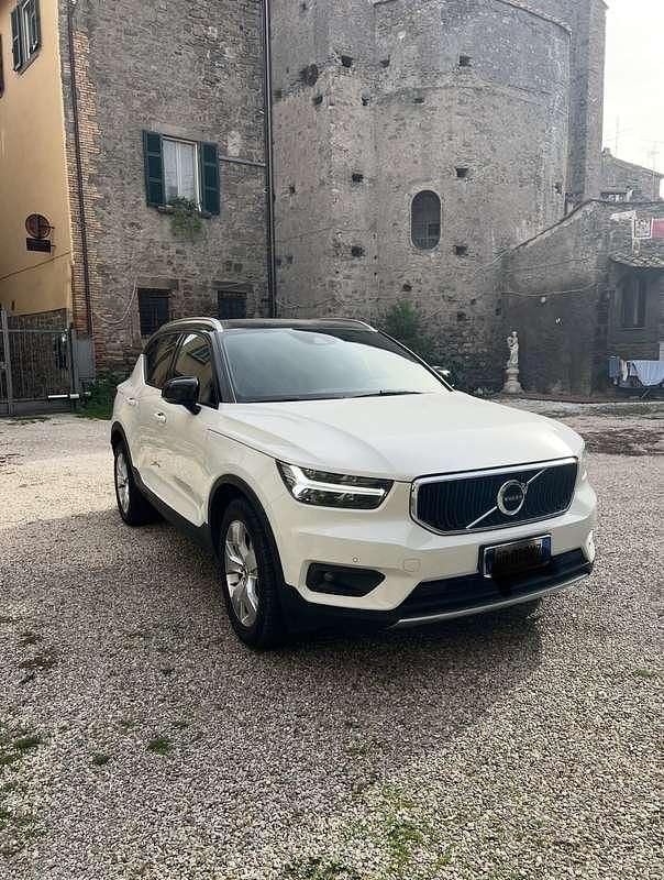 Usata Volvo XC40 Momentum 163 CV (119 kW) 2021 SUV
