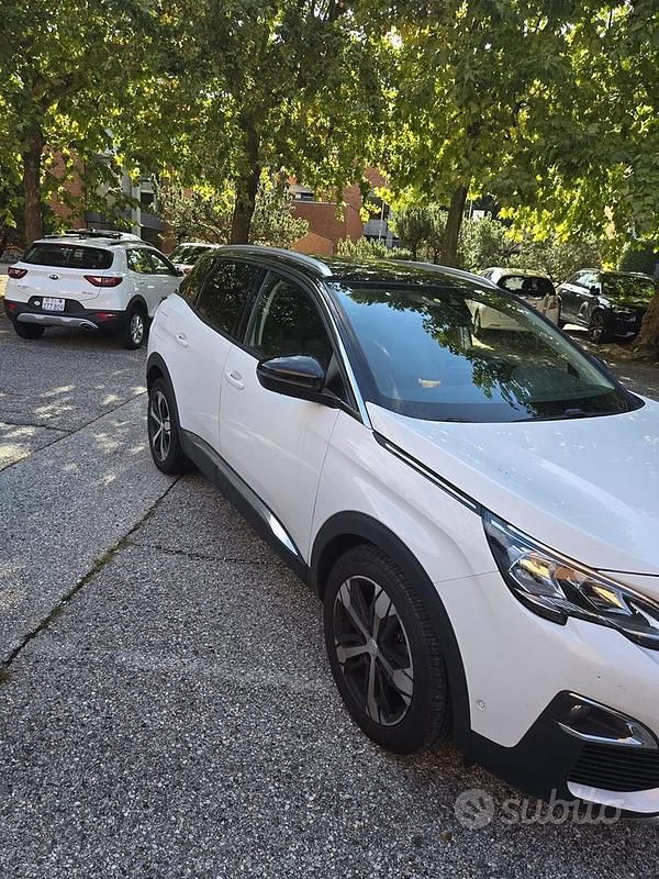 Usata Peugeot 3008 156 CV (114 kW) 2019 Bianco SUV