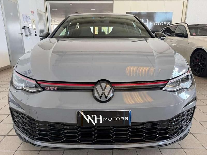 Usata VW Golf VIII GTI 245 CV (180 kW) 2021 Grigio scuro Berlina