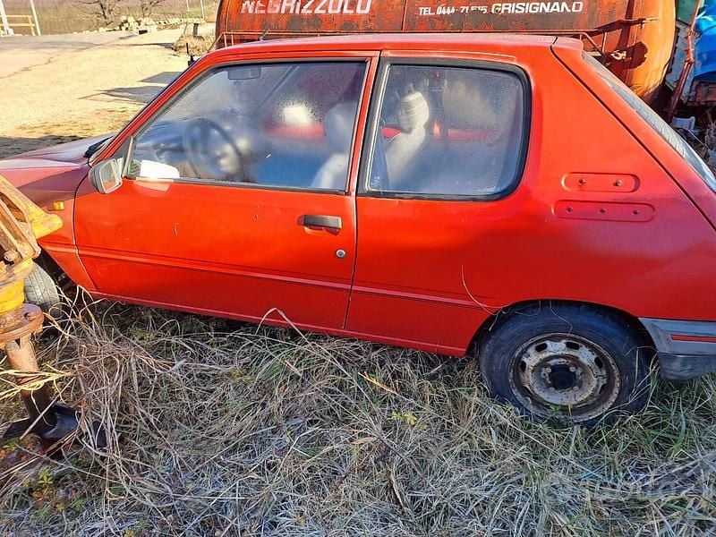 Usata Peugeot 205 1989 Rosso Utilitaria