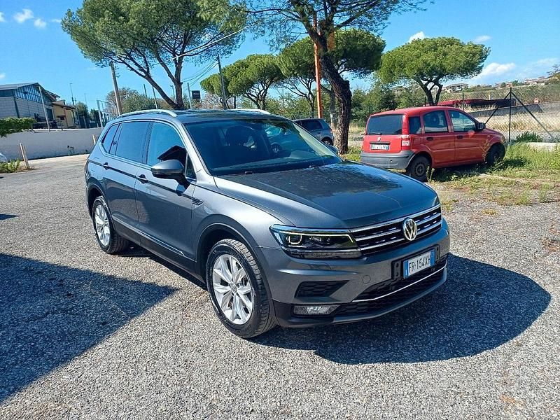 Usata VW Tiguan Allspace Advance 150 CV (110 kW) 2018 Grigio SUV