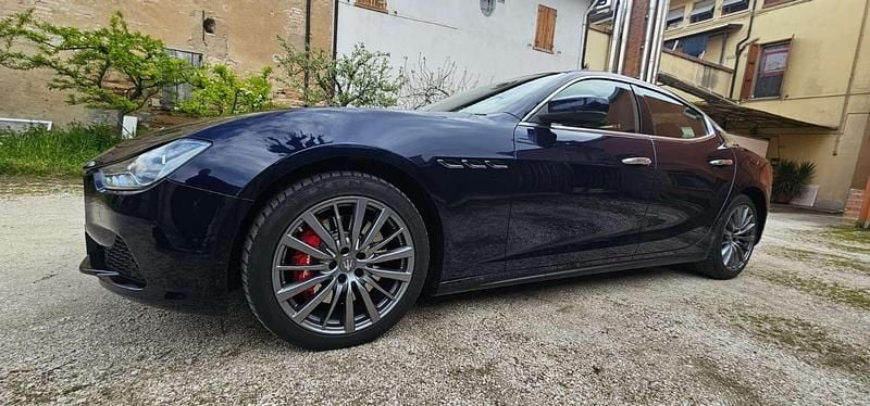 Usata Maserati Ghibli 250 CV (183 kW) 2017 Blu/azzurro Berlina