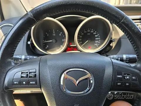 Usata Mazda 5 Dynamic 143 CV (105 kW) 2010 Blu Monovolume