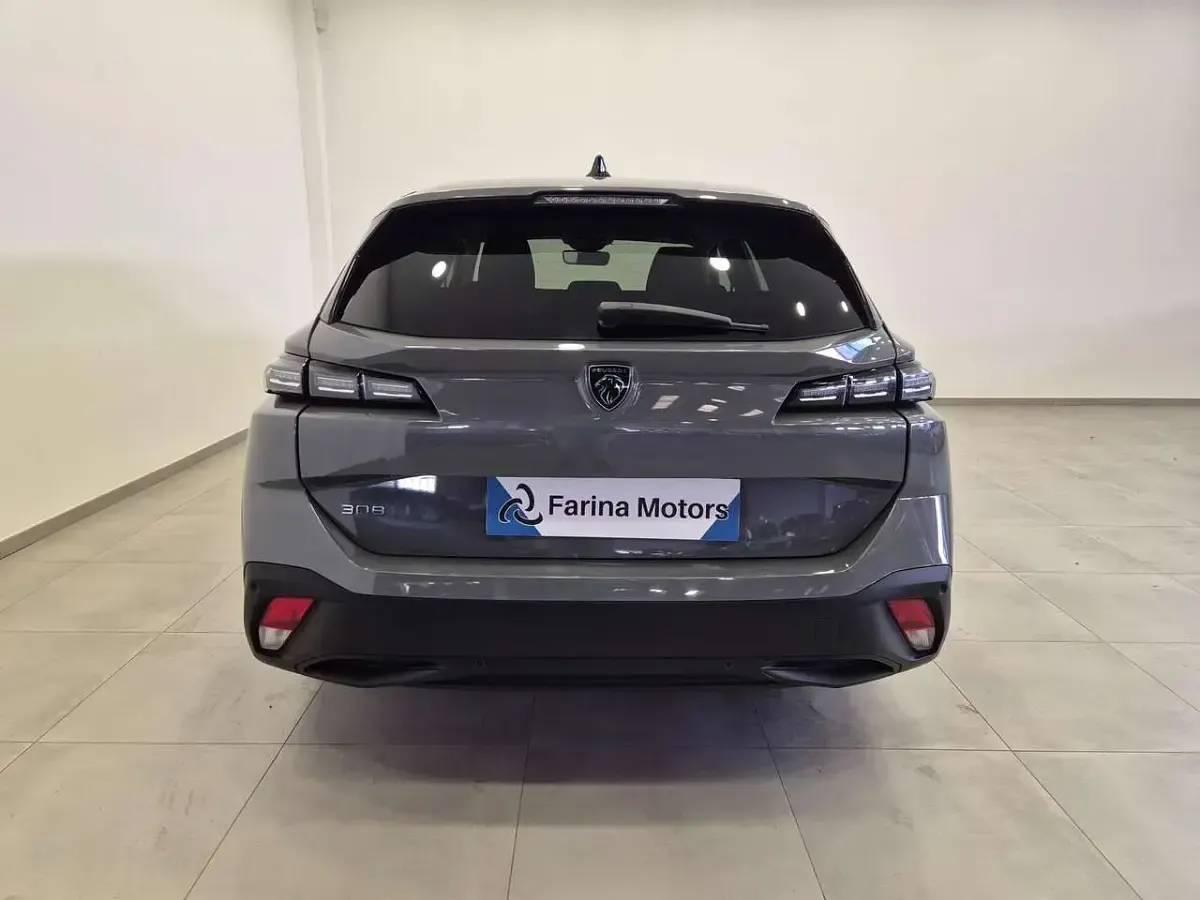 Usata Peugeot 308 SW Active 131 CV (96 kW) 2024 Nero Station wagon