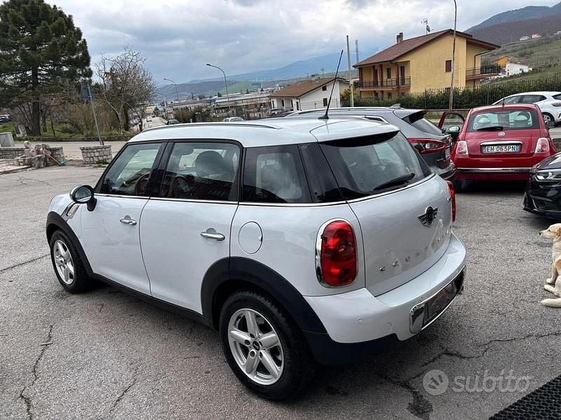 Usata Mini Cooper D Countryman 111 CV (81 kW) 2014 Bianco SUV