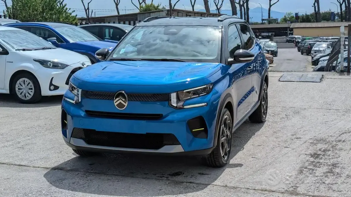 Usata Citroën C3 101 CV (74 kW) 2025 Nero SUV