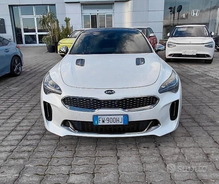 Usata Kia Stinger GT 366 CV (269 kW) 2019 Bianco Utilitaria