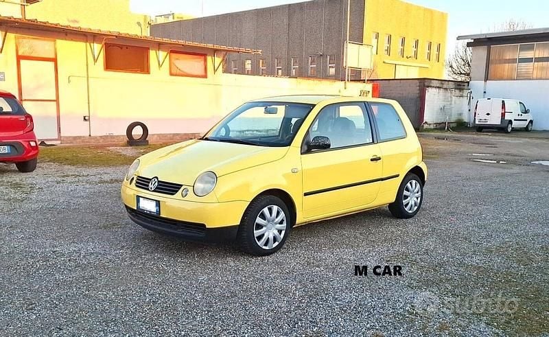 Usata VW Lupo Trendline 50 CV (36 kW) 2000 Giallo Utilitaria
