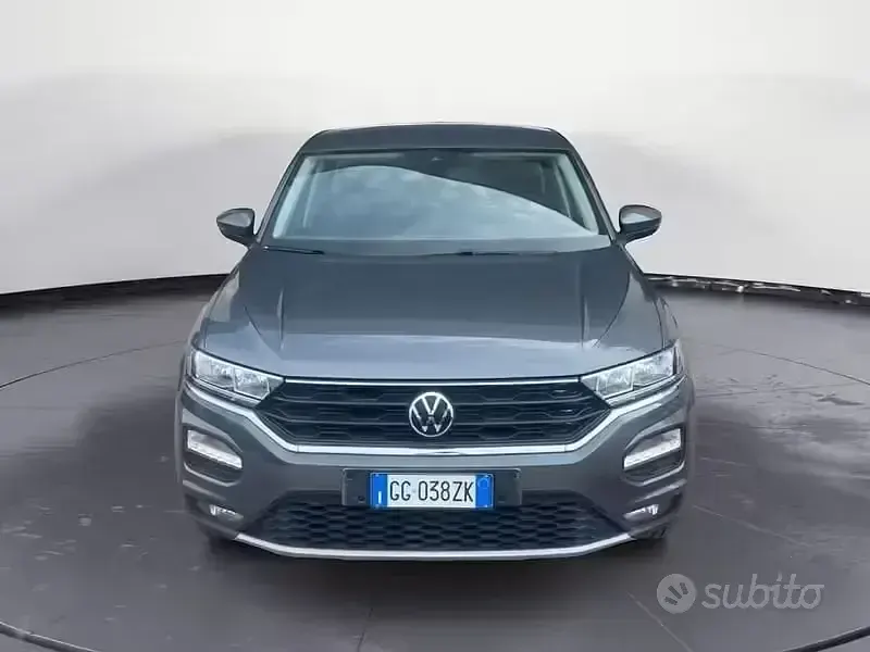 Usata VW T-Roc Business 116 CV (85 kW) 2021 Grigio SUV