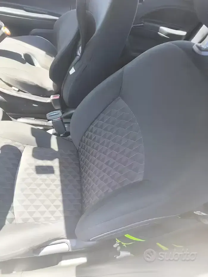 Usata Mitsubishi Space Star 71 CV (52 kW) 2021 Bianco Utilitaria