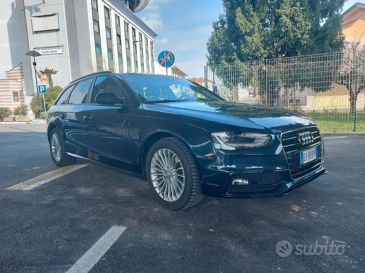 Usata Audi A4 150 CV (110 kW) 2015 Blu Station wagon