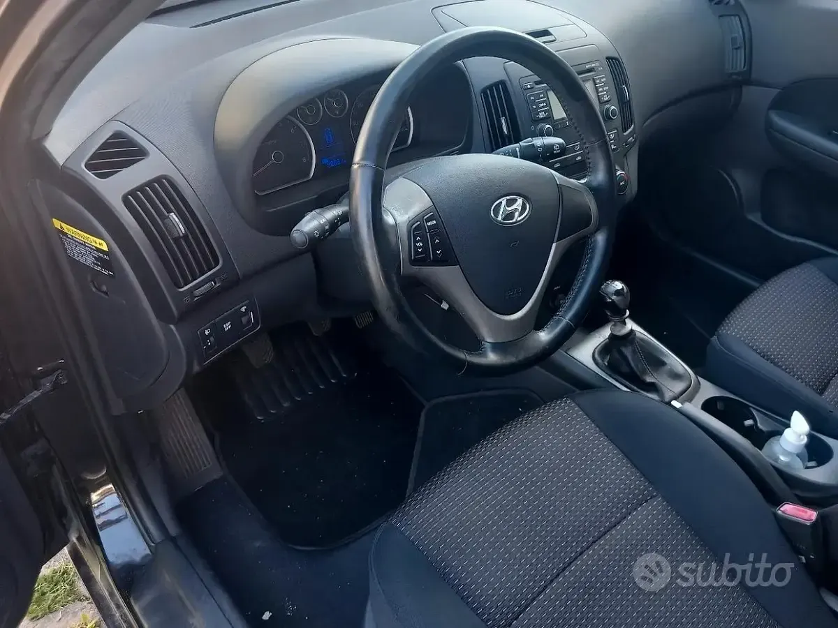 Usata Hyundai i30 109 CV (80 kW) 2008 Berlina