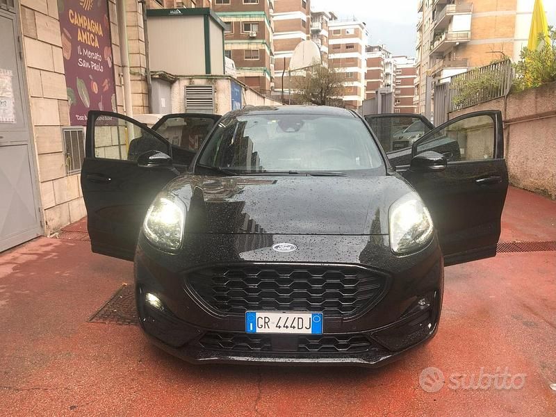 Usata Ford Puma 125 CV (91 kW) 2023 Nero Berlina