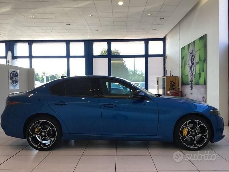 Usata Alfa Romeo Giulia Sprint 280 CV (205 kW) 2024 Blu Berlina