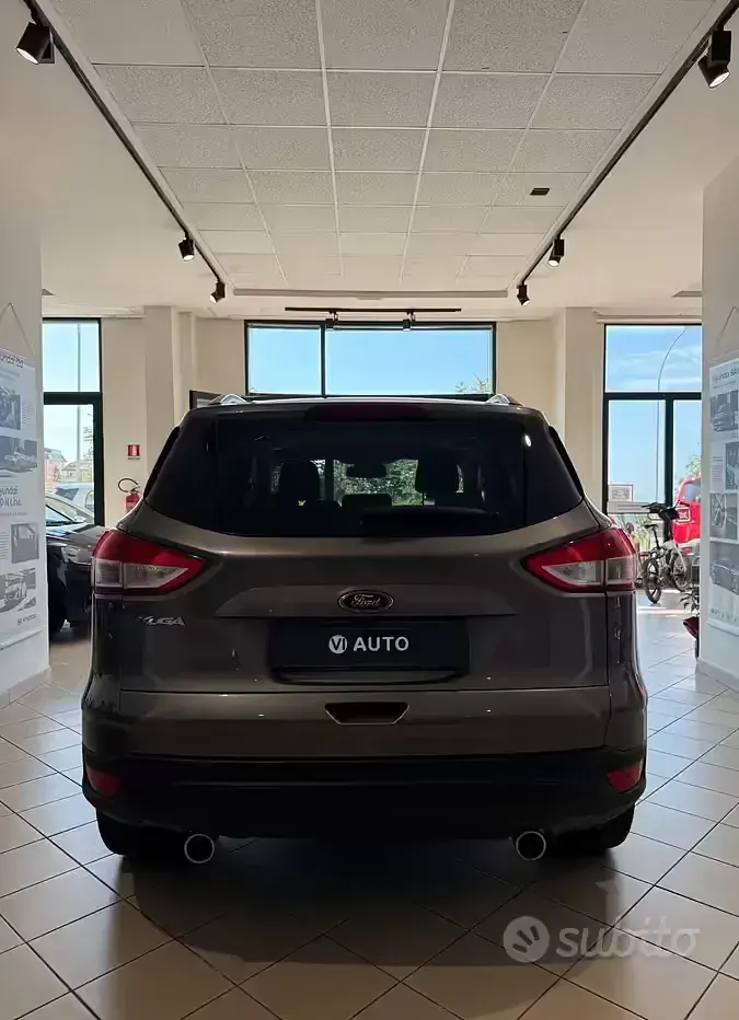 Usata Ford Kuga Titanium 140 CV (102 kW) 2013 Grigio SUV