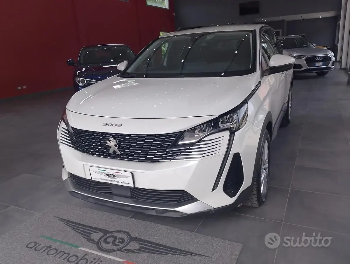 Usata Peugeot 3008 Business-Line 131 CV (96 kW) 2021 Bianco SUV