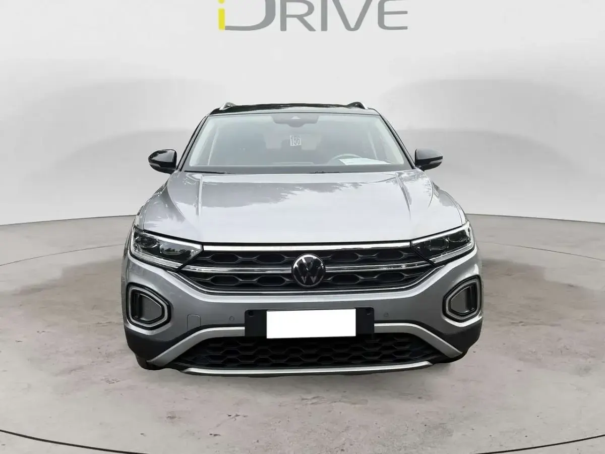 Usata VW T-Roc Style 110 CV (80 kW) 2022 Argento SUV