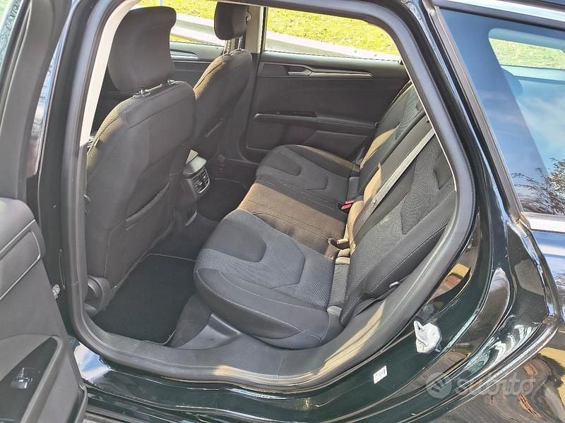 Usata Ford Mondeo 150 CV (110 kW) 2015 Nero Station wagon