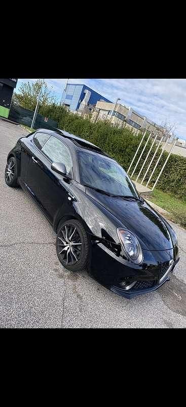 Usata Alfa Romeo MiTo Distinctive 120 CV (88 kW) 2016 Utilitaria