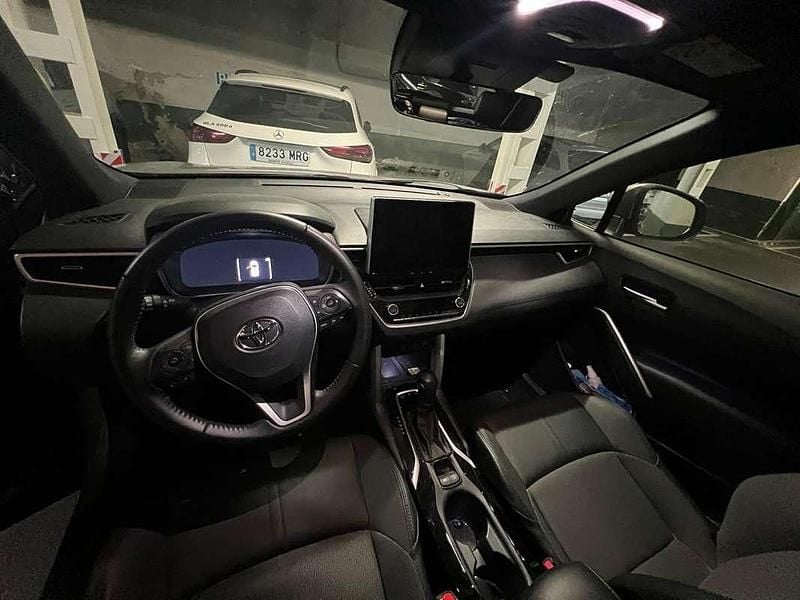 Grigio Usata 2023 Toyota Corolla Cross Trend SUV | 32.000 € (Cara) - Immagine 1/4