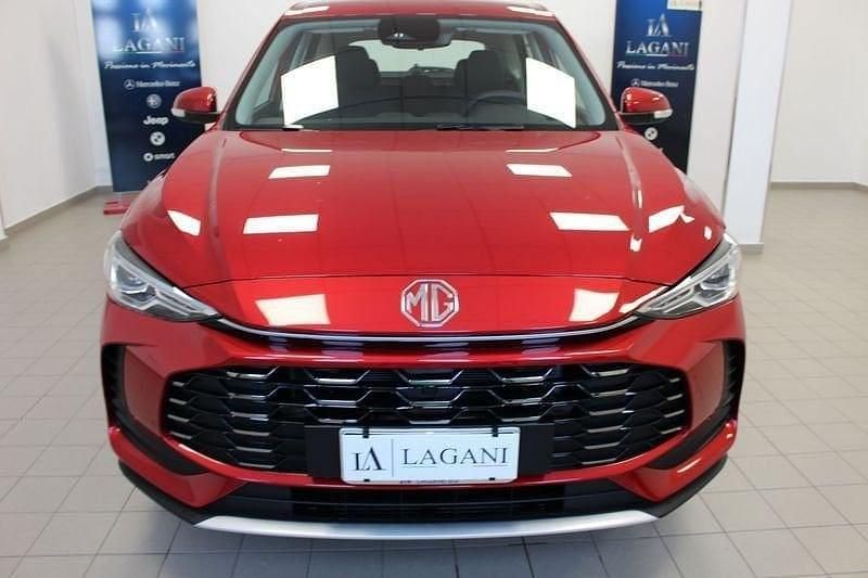 Nuova MG ZS 116 CV (85 kW) 2025 Rosso Berlina