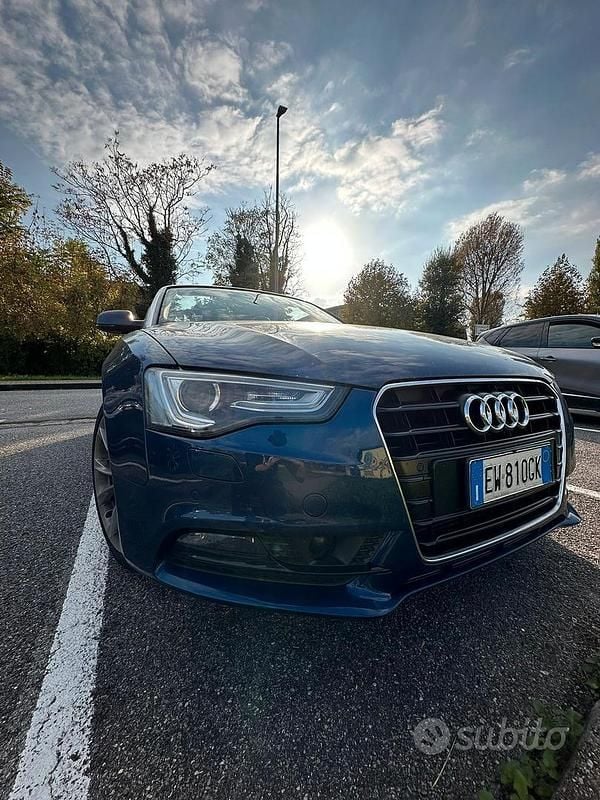 Usata Audi A5 Cabriolet Business Plus 177 CV (130 kW) 2013 Blu Cabrio