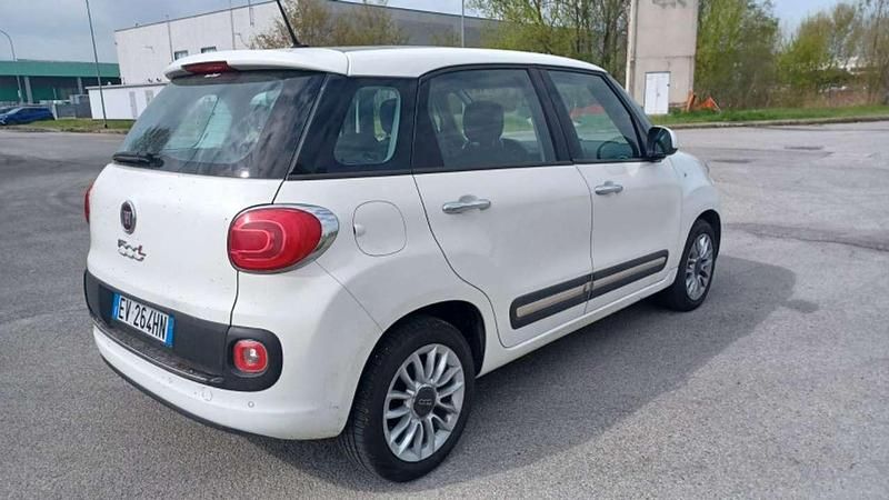Usata Fiat 500L Lounge 85 CV (62 kW) 2014 Bianco Monovolume