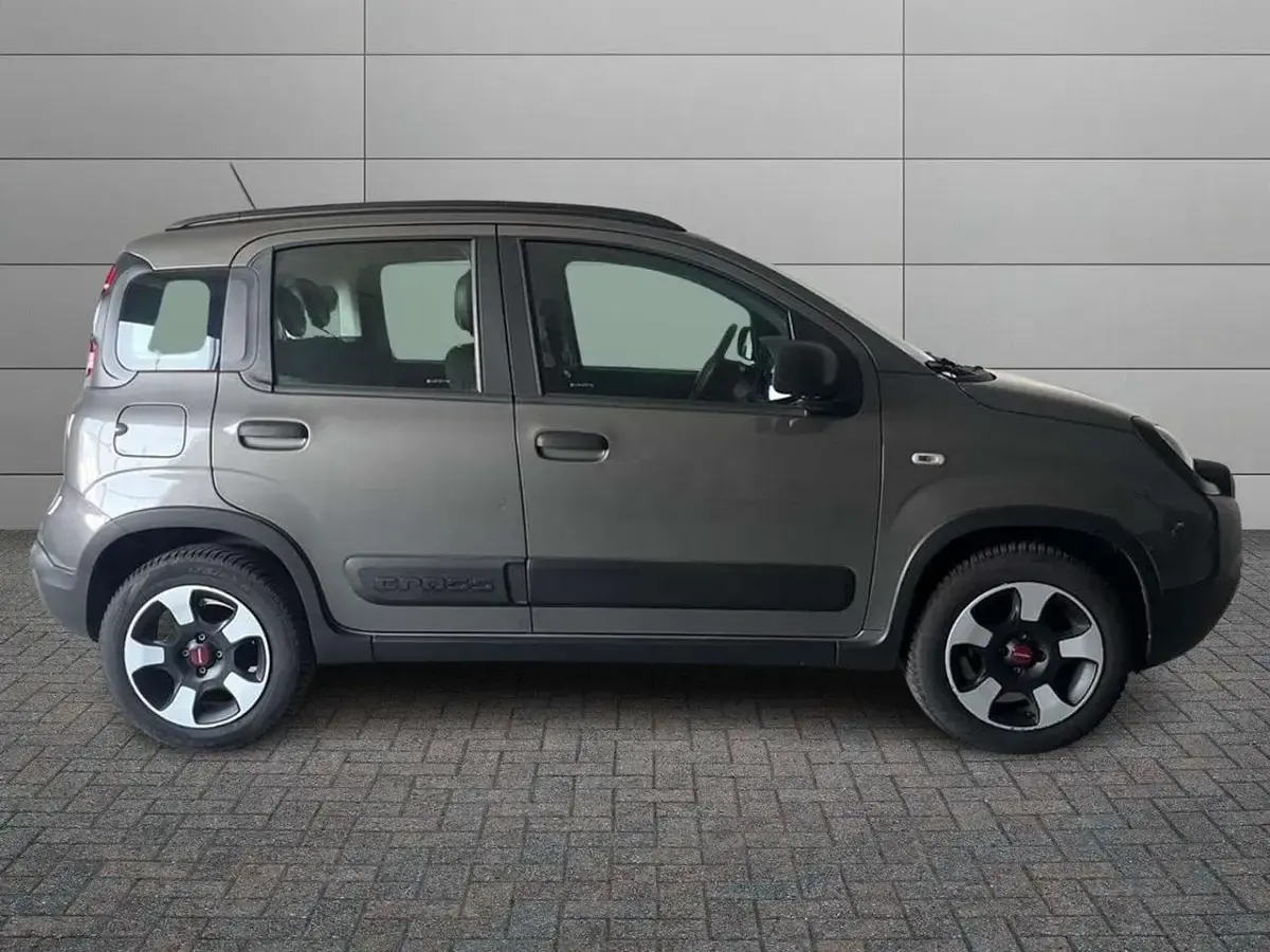 Usata Fiat Panda City Life 69 CV (50 kW) 2021 Grigio Utilitaria