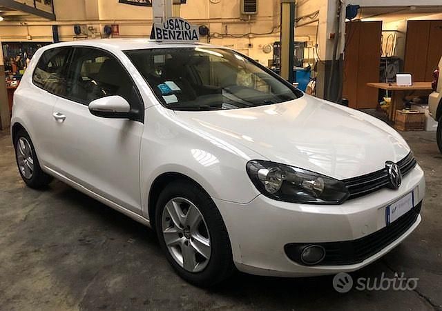 Usata VW Golf VI Comfortline 122 CV (89 kW) 2009 Bianco Utilitaria