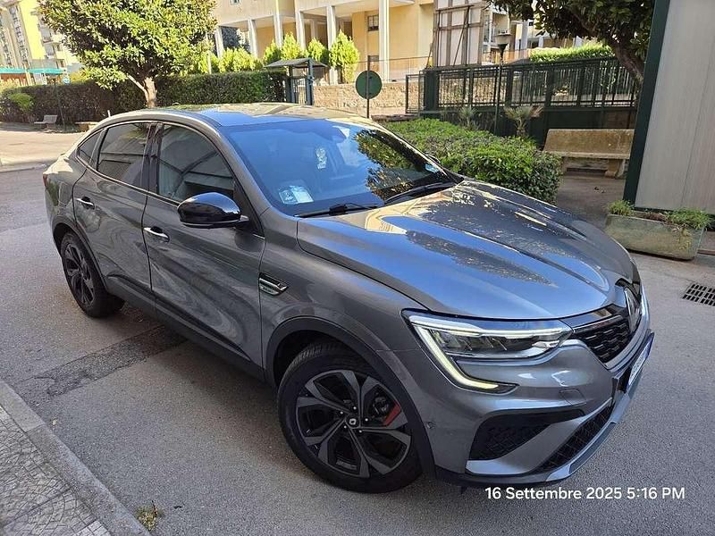 Usata Renault Arkana R.S. 94 CV (69 kW) 2021 Grigio SUV