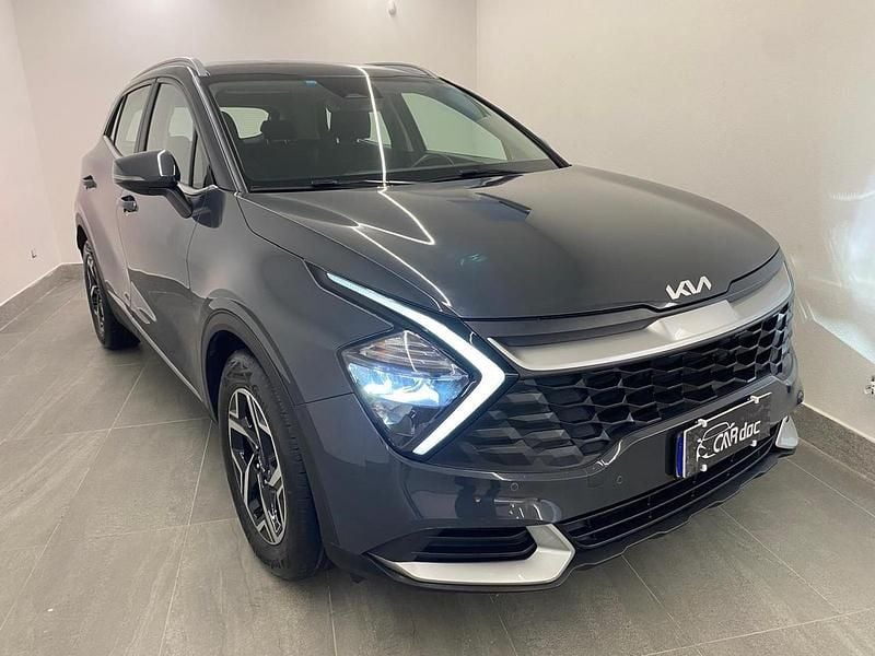 Grigio Usata 2023 Kia Sportage SUV | 22.000 € (Super prezzo) - Immagine 1/4