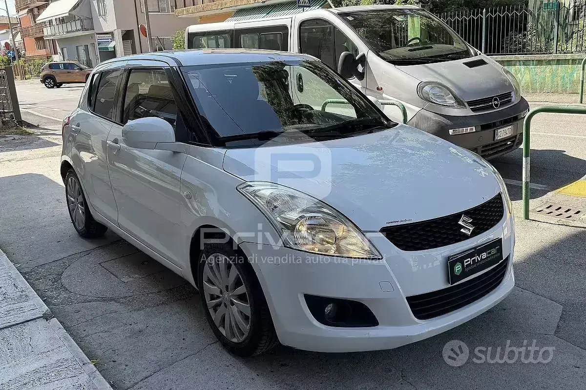 Usata Suzuki Swift GL 94 CV (69 kW) 2012 Bianco Utilitaria