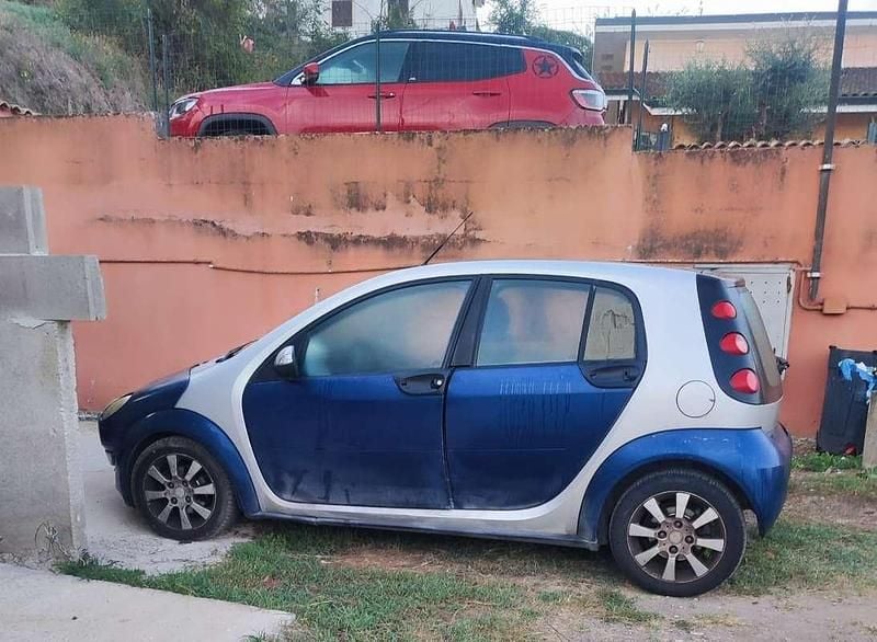Usata Smart ForFour Pulse 95 CV (69 kW) 2006 Utilitaria