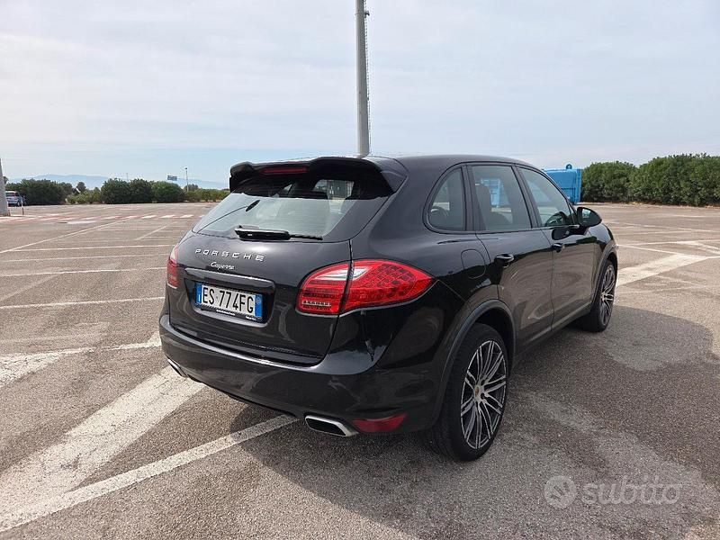 Usata Porsche Cayenne 245 CV (180 kW) 2013 Nero SUV