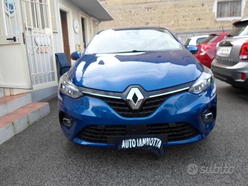 Usata Renault Clio V 90 CV (66 kW) 2021 Blu/azzurro Berlina