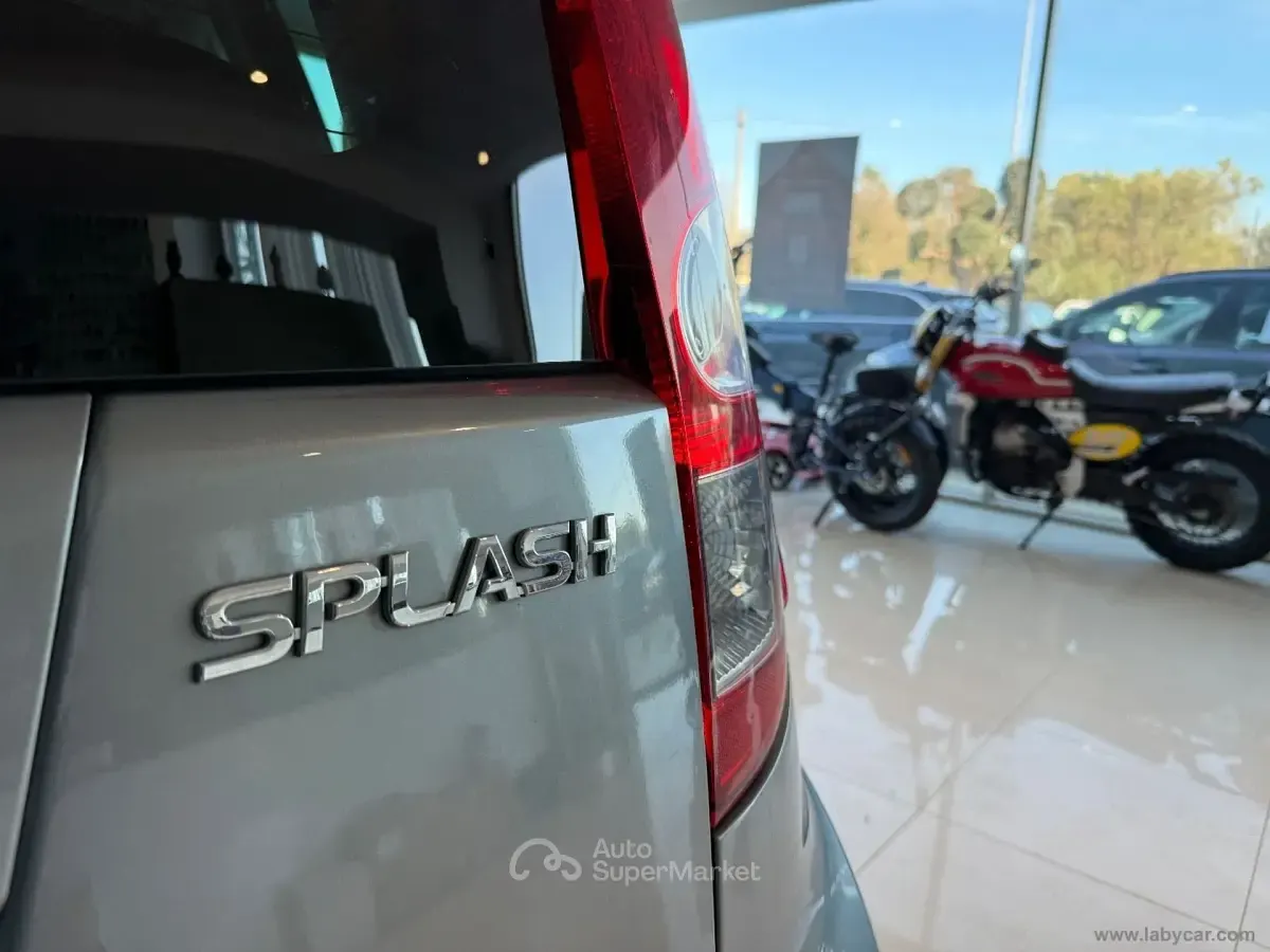 Usata Suzuki Splash 65 CV (47 kW) 2009 Grigio Utilitaria