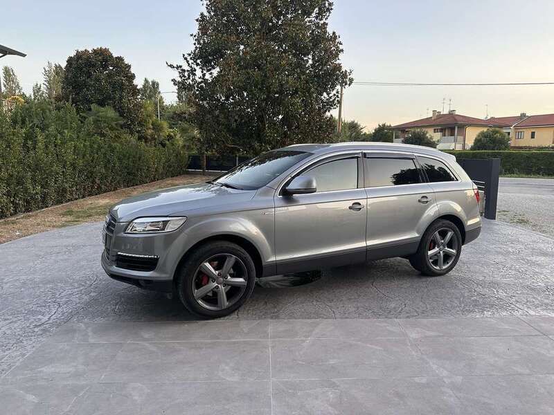 Usata 2008 Audi Q7 Advanced Plus SUV | 9900 € (Cara) - Immagine 1/4
