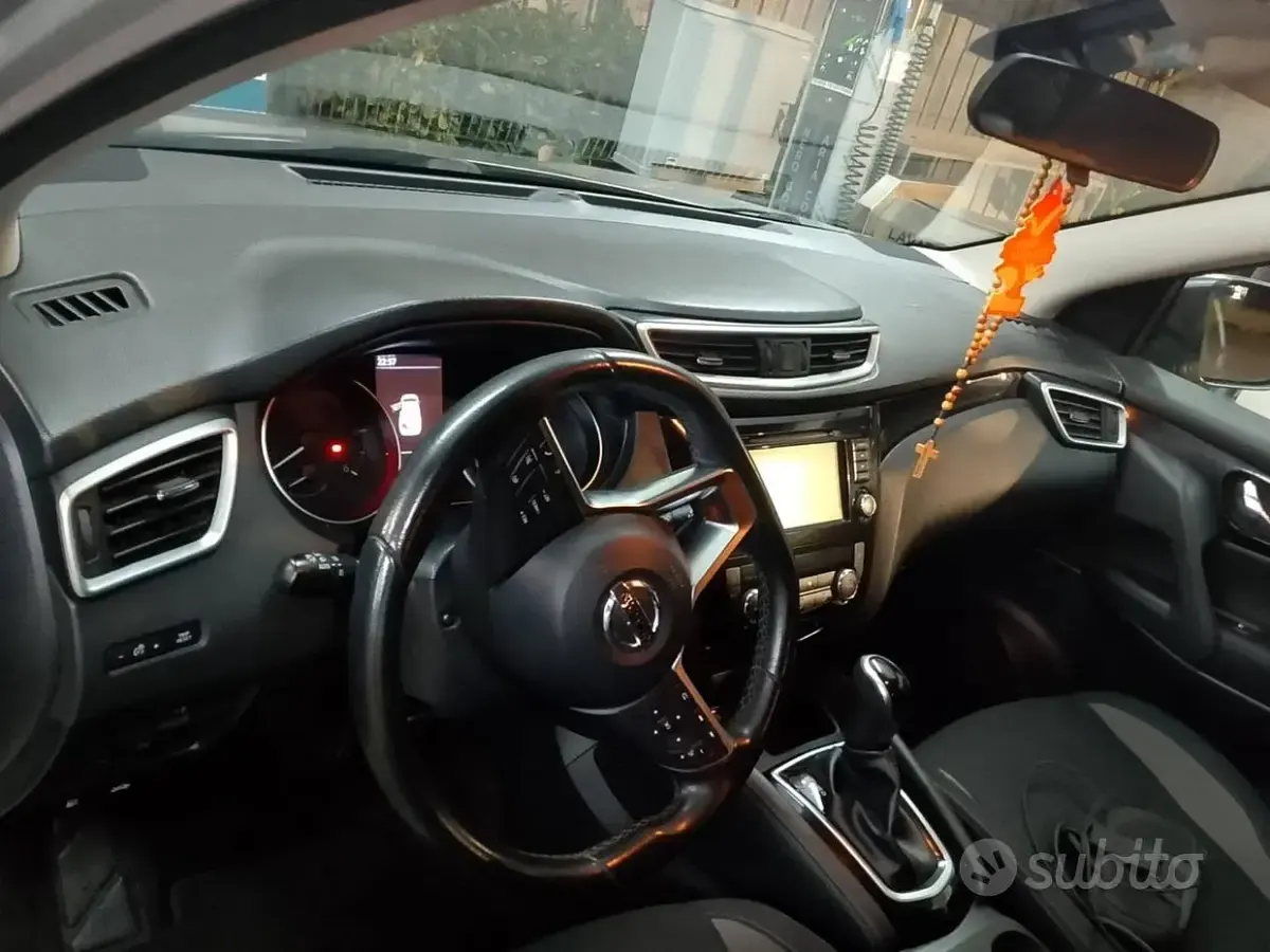 Usata Nissan Qashqai 116 CV (85 kW) 2020 Grigio SUV